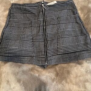 Black and White Plaid Skirt